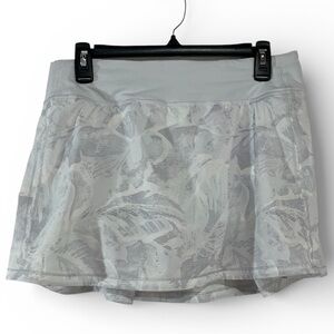 Lululemon Pace Rival Tropical Shadow Gray Floral Athletic Skirt Built-In Shorts